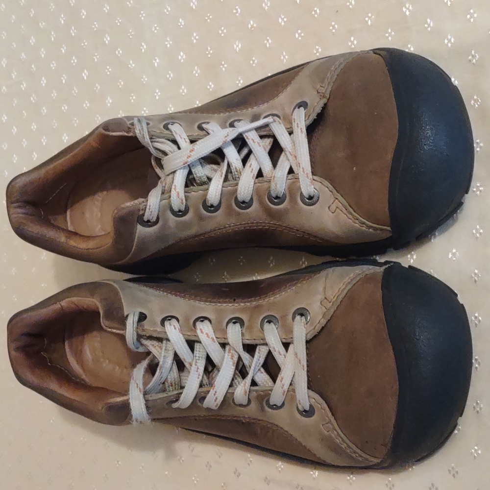 Women's Keen size 10
